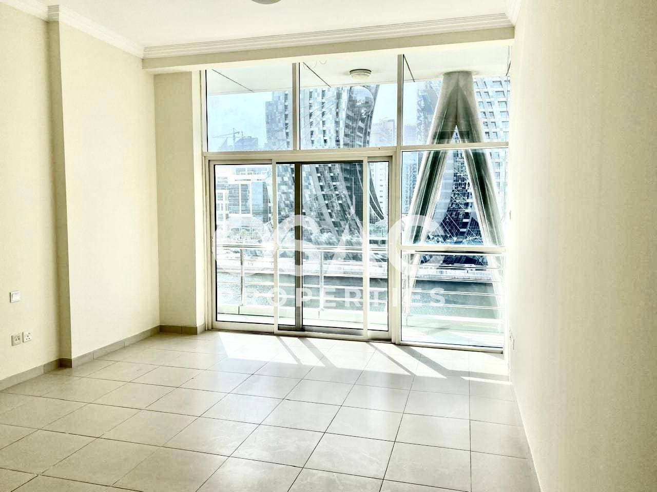 Amazing Canal and Burj View | Spacious | 1BR 