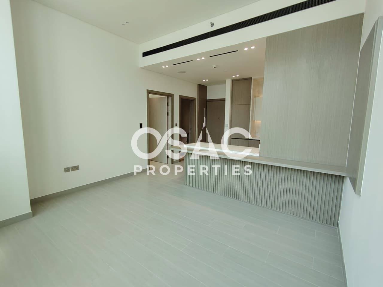 Perfect Luxury 1BR | Private Pool | Brand New - 4