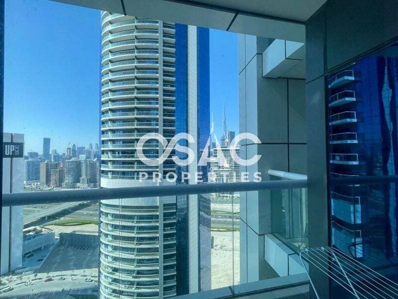 Luxurious 2BR | Burj & Pool View | Vacant - 5