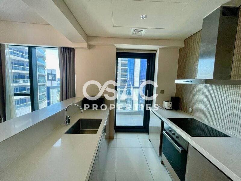 Luxurious 2BR | Burj & Pool View | Vacant - 4