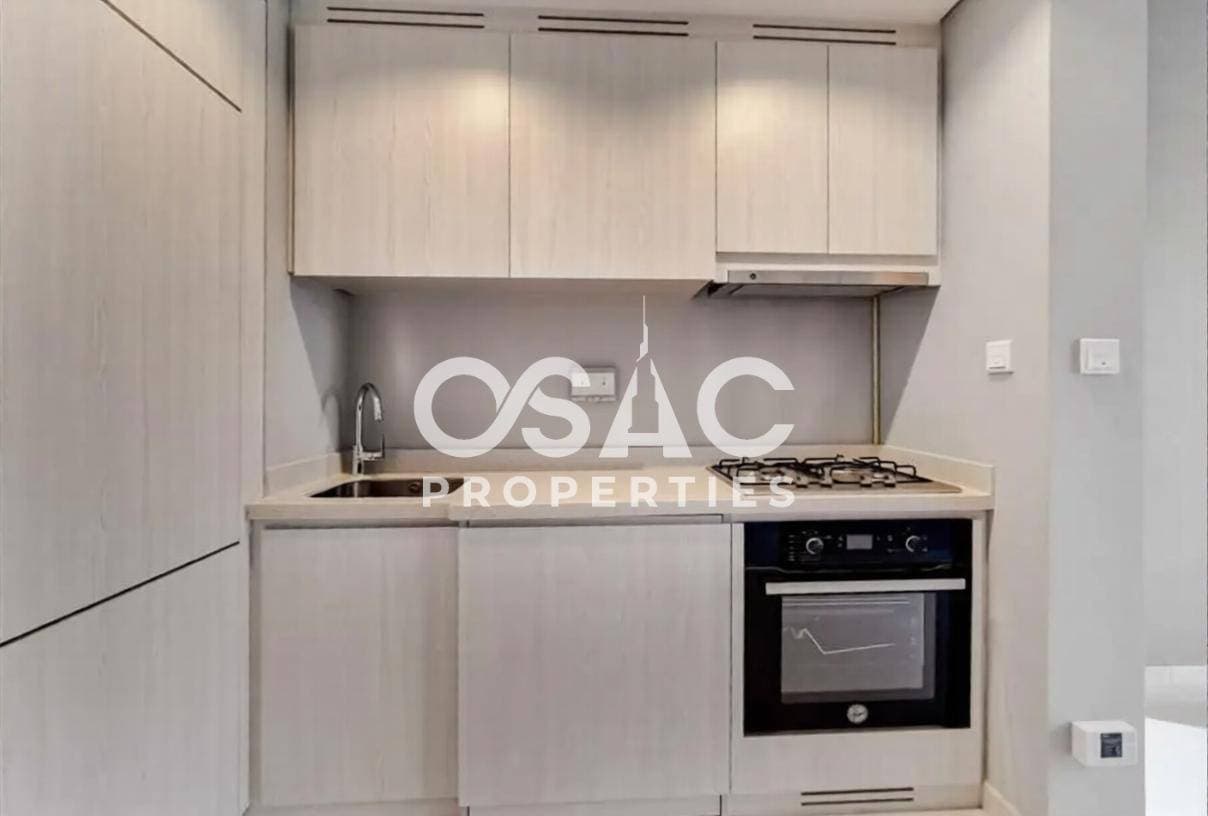 POOL VIEW | VACANT | 12 CHEQUES - 3