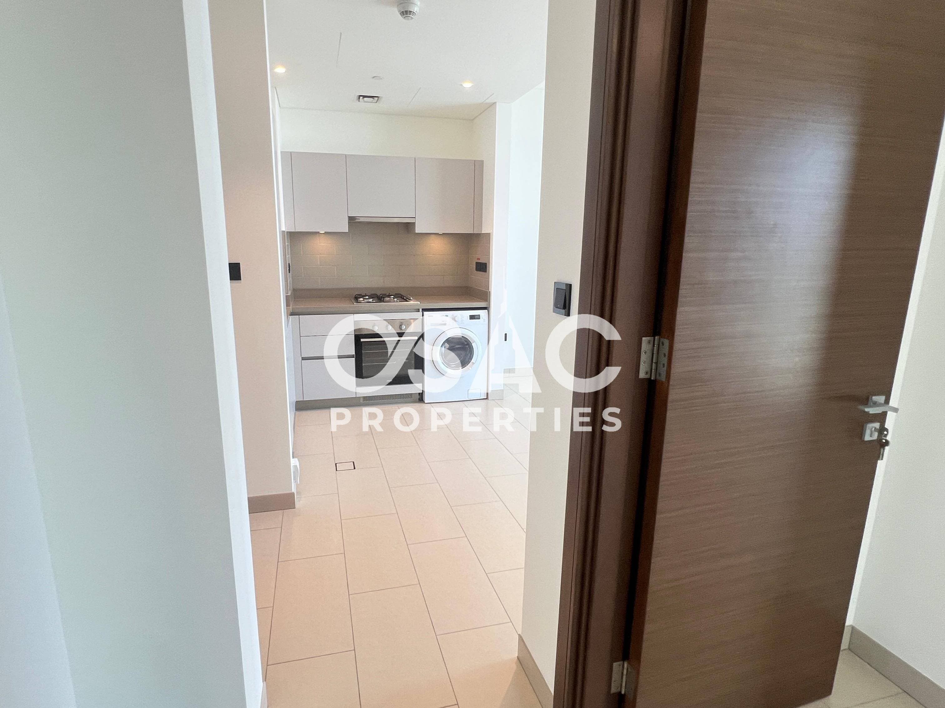 High-Floor | Amenities view | Vacant - 4