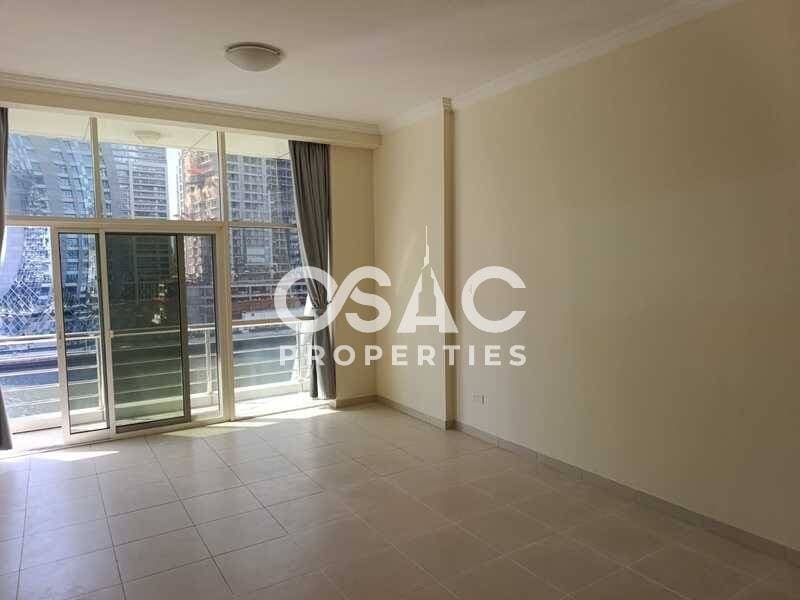 Amazing Canal and Burj View | Spacious | 1BR  - 5