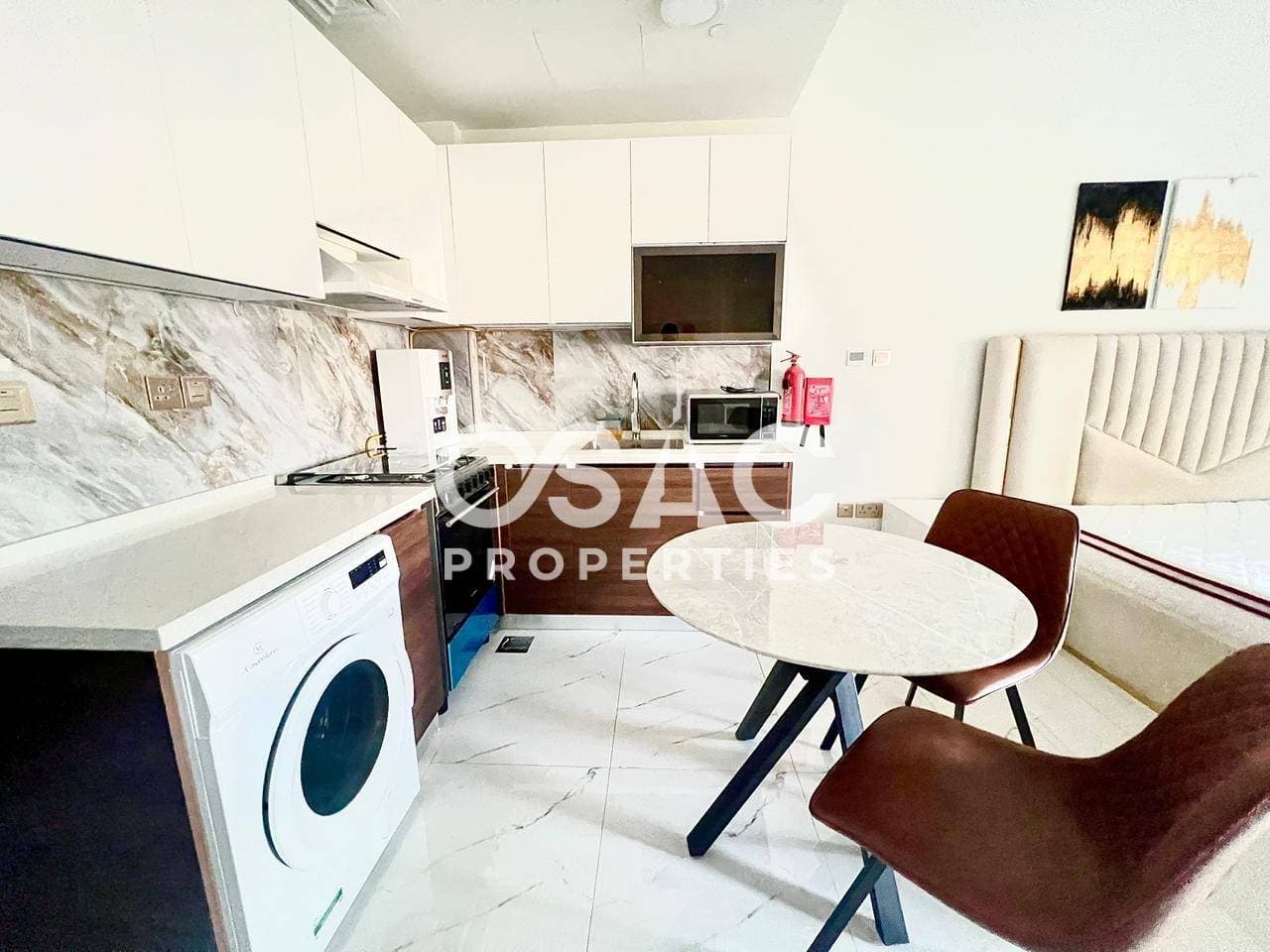 ELEGANT | PRIME LOCATION | SPACIOUS - 5