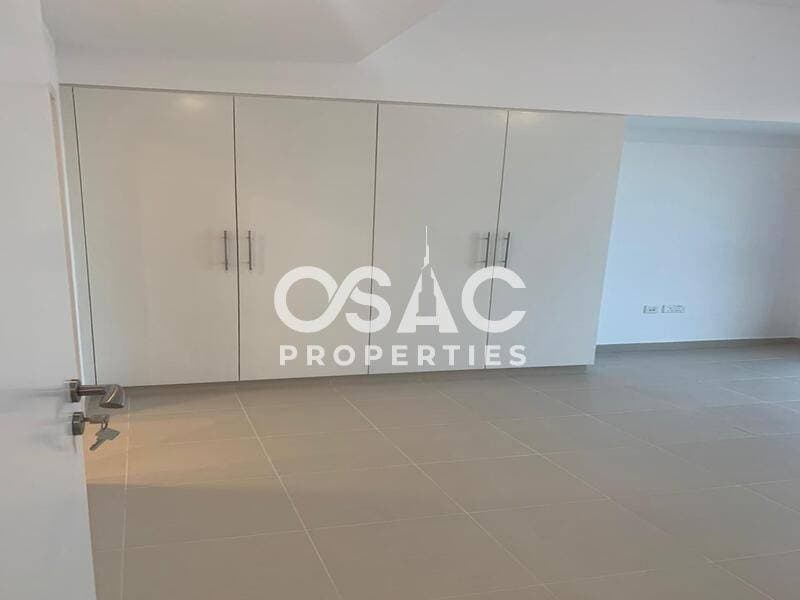 Modern 2BR Apartment | Prime Town Square Location - 5