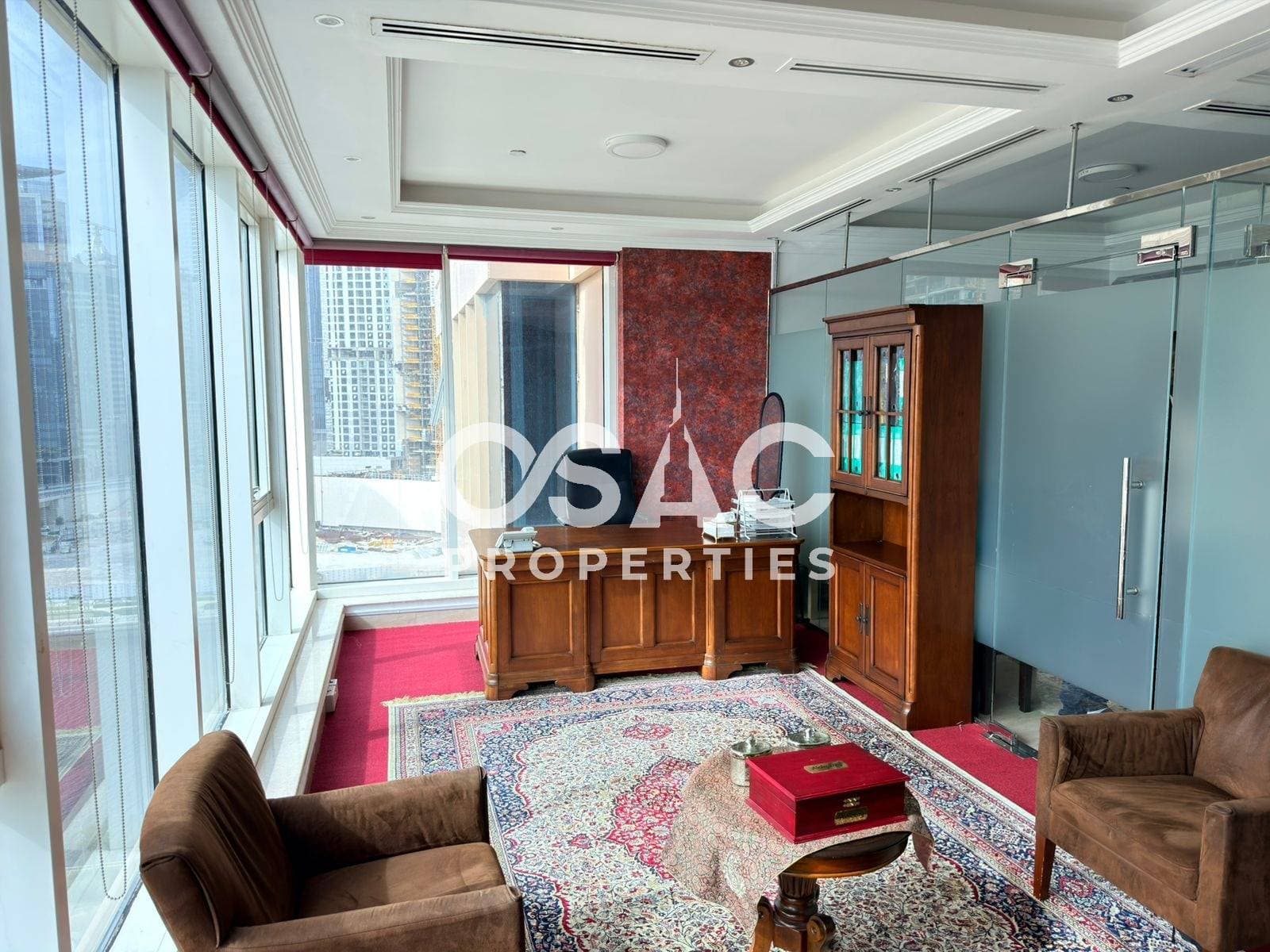 FULLY FITTED / CANAL VIEWS / PRIME LOCATION - 4