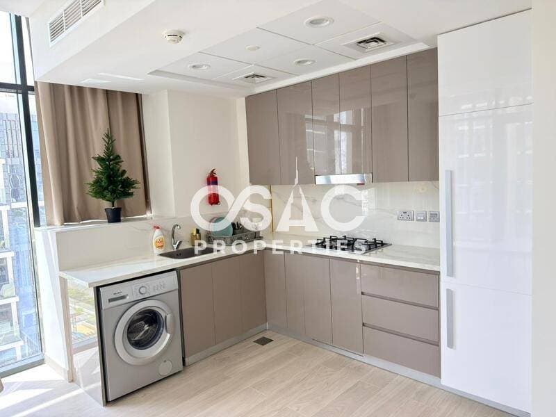 READY TO MOVE / SPACIOUS / BRIGHT - 2