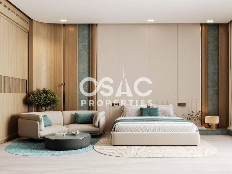 Iconic Design | Spacious | Prime Location - 5